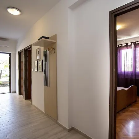 With A Parking Space - 20535 Apartment Rovinj